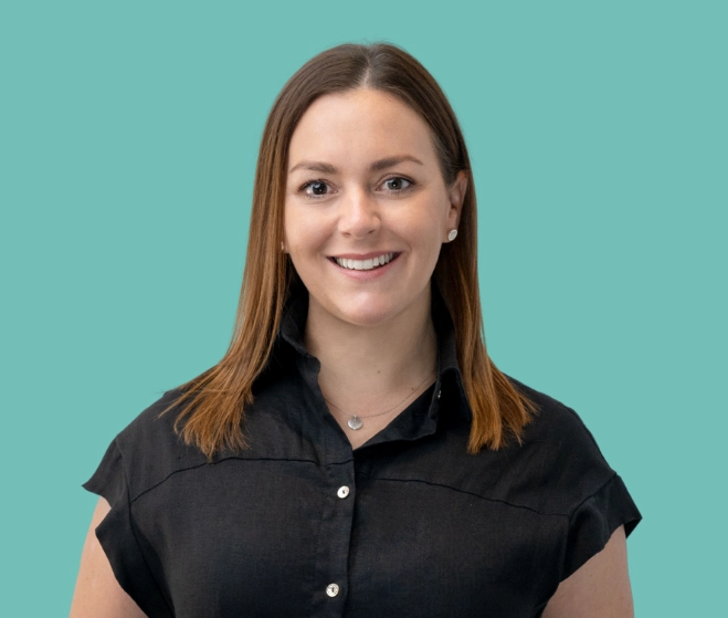 Tara Headshot Photo