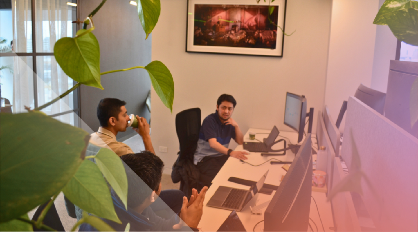 B2B database or LinkedIn